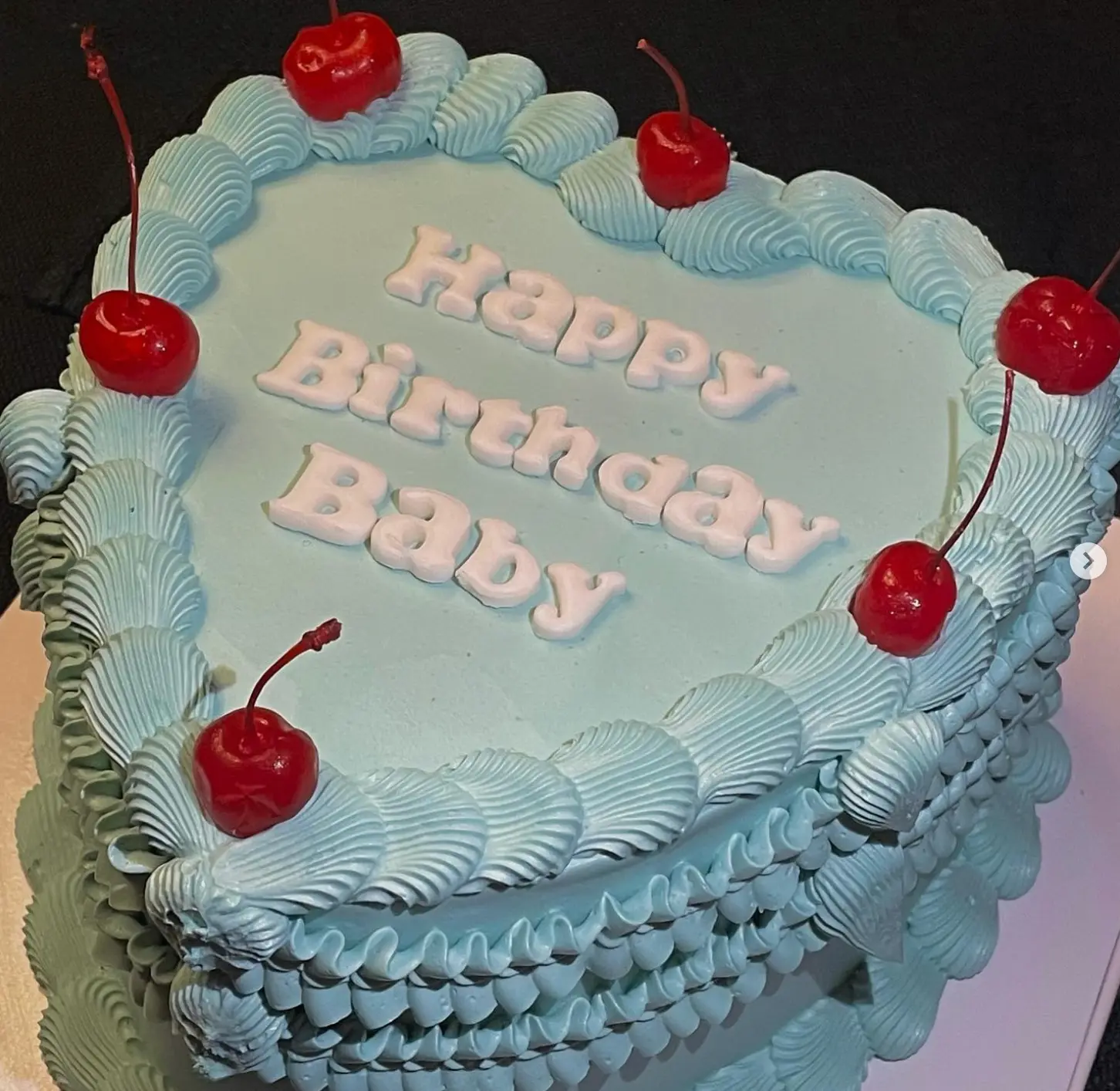 Vintage Heart Cakes - Image 8